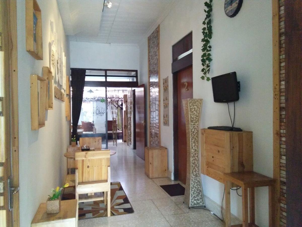 Rumah Roso Homestay Yogyakarta Exterior photo